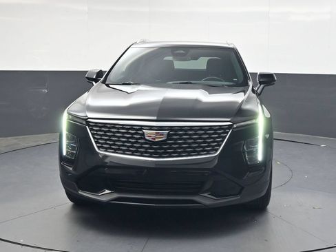 Used 2024 Cadillac XT4 Premium Luxury FWD image 13