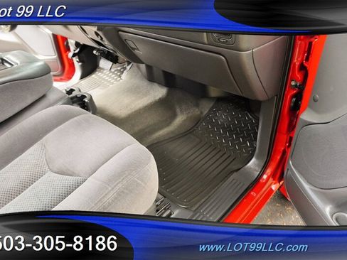 Used 2007 Chevrolet Silverado 2500 LT w/ Onstar Plus Package AWD/4WD image 35