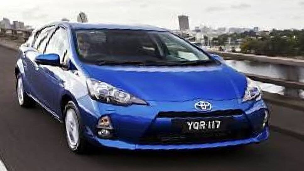 Used 2013 Toyota Prius C Three FWD image 2