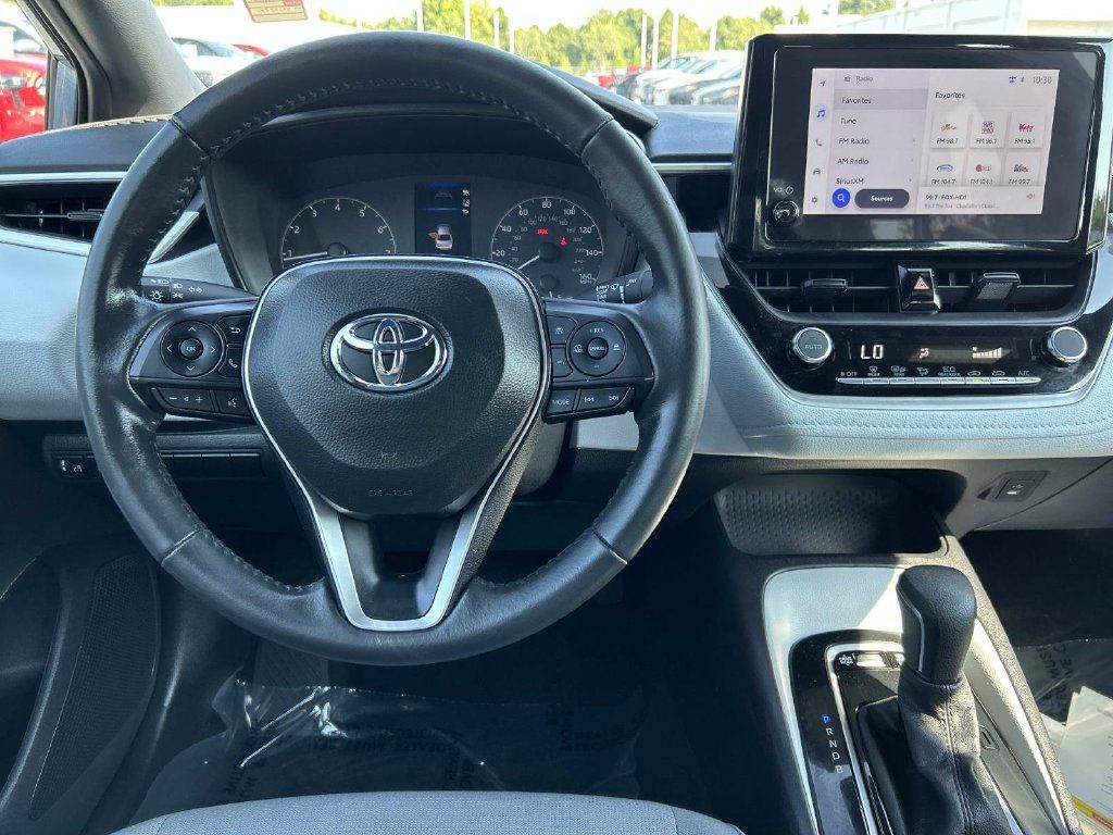 Used 2024 Toyota Corolla SE FWD image 17