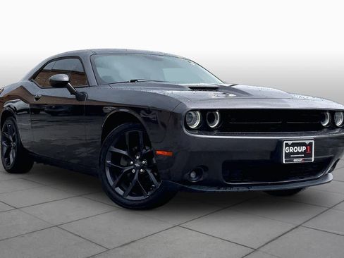 Used 2021 Dodge Challenger SXT w/ Blacktop Package RWD image 3