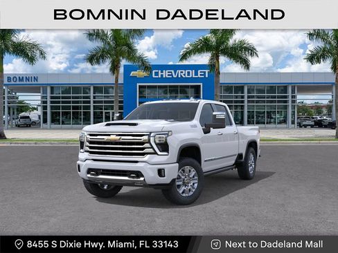 New 2026 Chevrolet Silverado 2500 High Country w/ High Country Premium Package AWD/4WD image 1