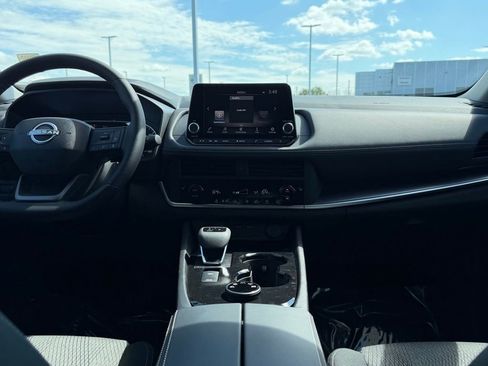 New 2026 Nissan Rogue SV image 18