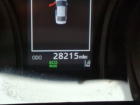 Used 2024 Toyota Camry SE FWD image 19