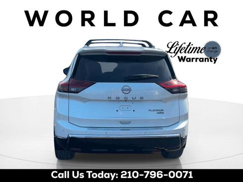 Used 2026 Nissan Rogue Platinum w/ Platinum Premium Package AWD/4WD image 4