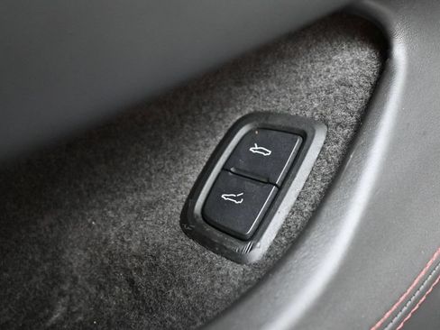 Used 2020 Chevrolet Corvette Stingray Premium Cpe w/ 3LT Preferred Equipment Group RWD image 19