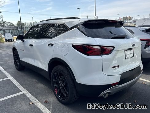 Used 2021 Chevrolet Blazer LT w/ Redline Edition image 6