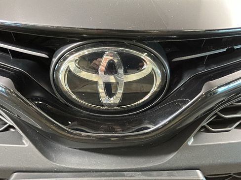 Used 2024 Toyota Camry SE FWD image 8