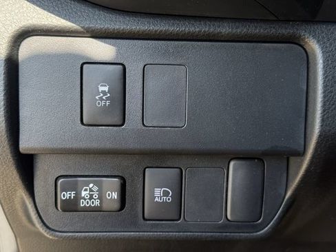 Used 2023 Toyota Tacoma SR w/ SR Convenience Package RWD image 20