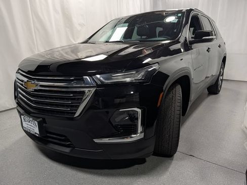Certified 2023 Chevrolet Traverse LT w/ LT Premium Package AWD/4WD image 7