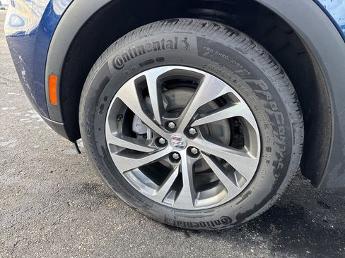 Used 2023 Buick Envision Essence image 6