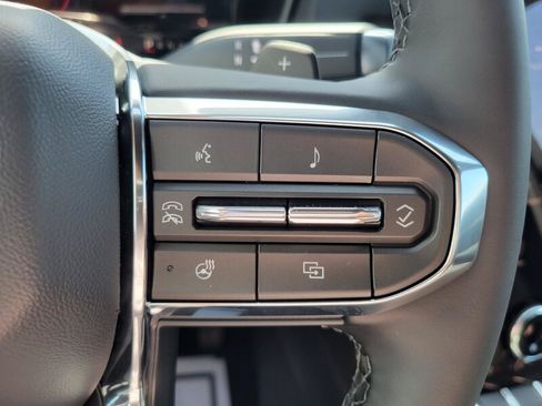 New 2027 GMC Terrain Elevation w/ Elevation Premium Package FWD image 18