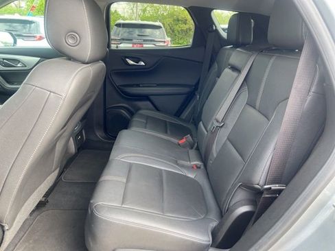 Used 2023 Chevrolet Blazer LT FWD image 23