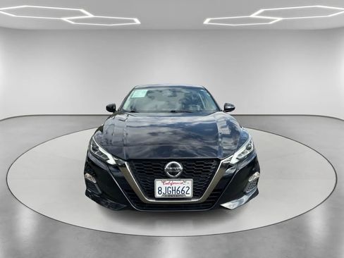 Used 2019 Nissan Altima 2.5 SR w/ SR Premium Package image 2