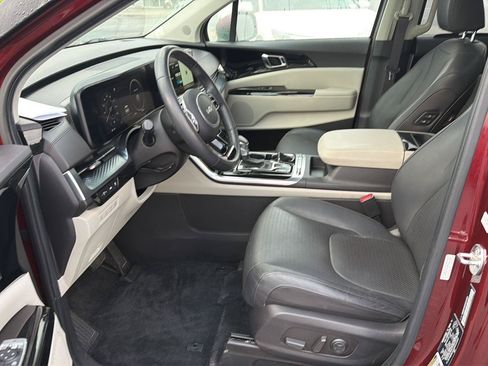 Used 2024 Kia Carnival SX Prestige FWD image 10