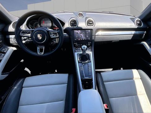 Certified 2024 Porsche 718 Cayman S RWD image 14