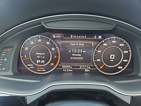 Used 2017 Audi Q7 3.0T Prestige w/ Prestige Package image 16