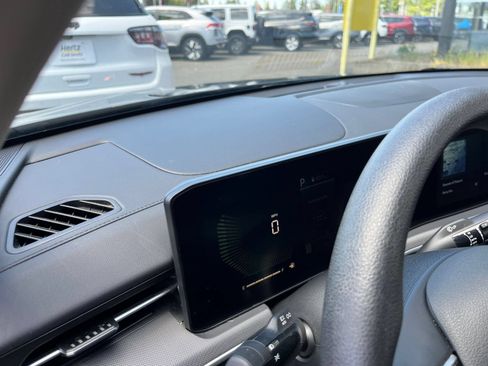Used 2025 Kia K5 LXS FWD image 35