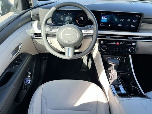 New 2026 Hyundai Tucson SEL image 13