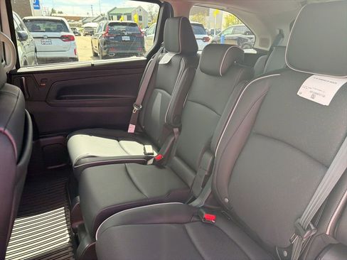 New 2026 Honda Odyssey Elite image 15