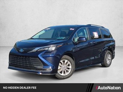 Used 2024 Toyota Sienna XLE