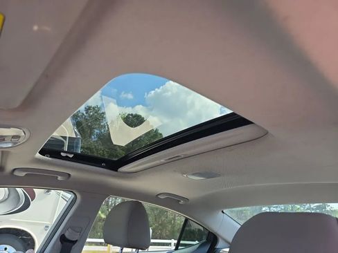 Used 2020 Hyundai Elantra Value Edition image 15