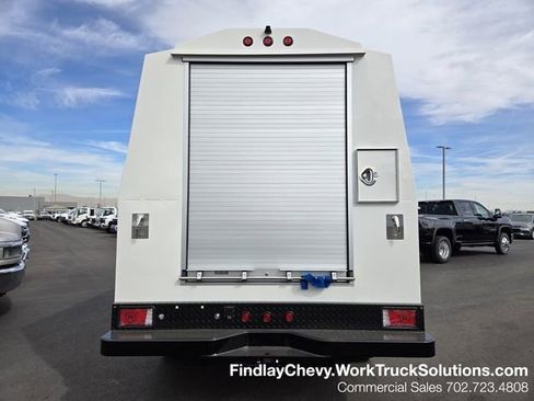 New 2024 Chevrolet Low Cab Forward RWD image 5