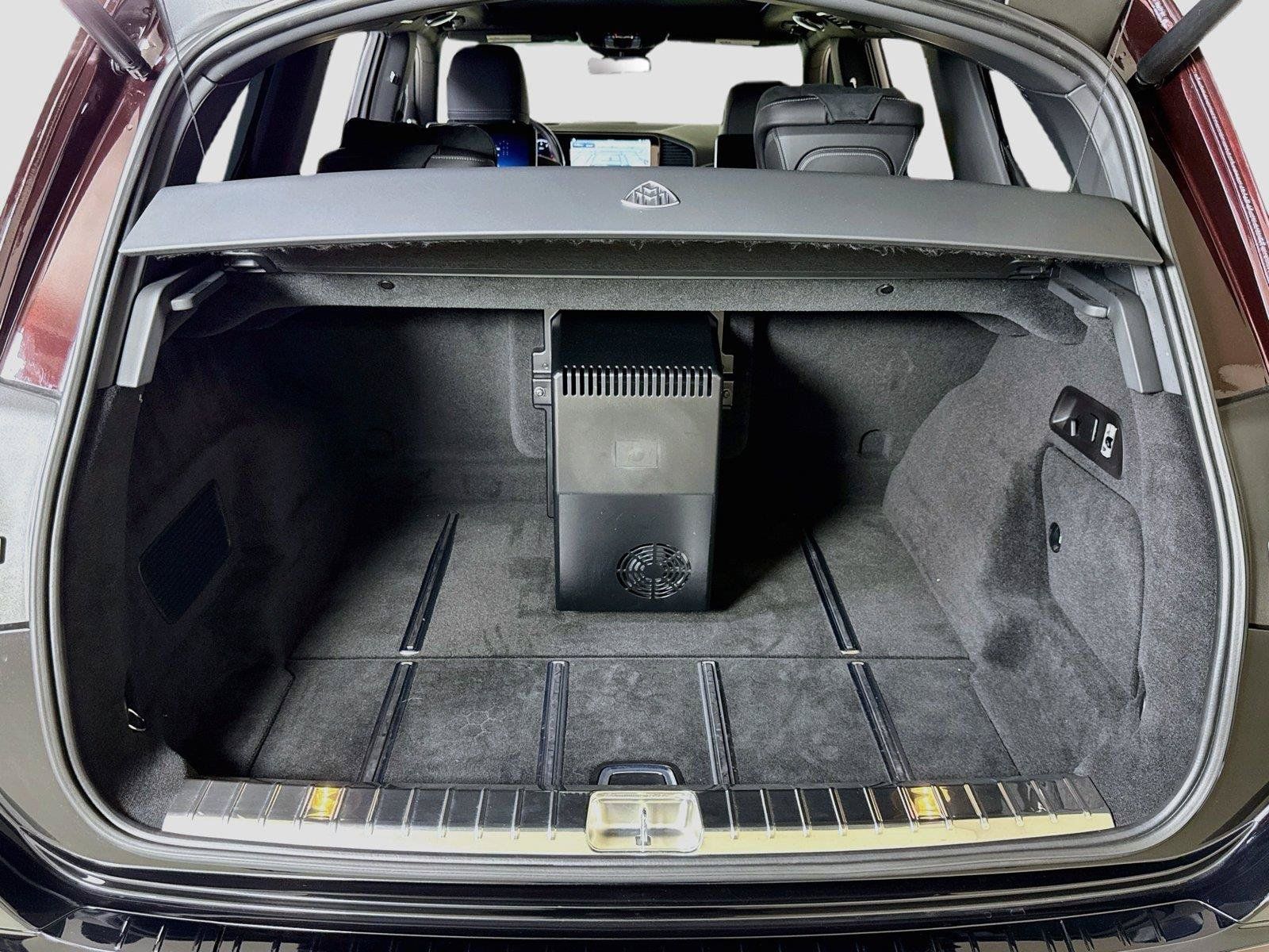 Used 2024 Mercedes-Benz Maybach GLS 600 4MATIC image 33