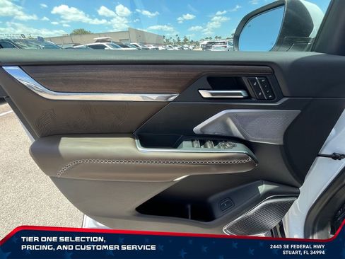 New 2026 GMC Acadia Denali Ultimate FWD image 24