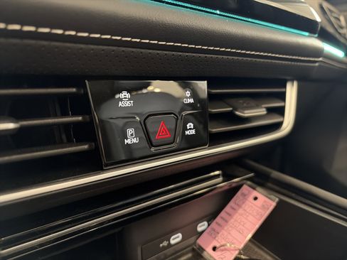 Used 2024 Volkswagen Atlas SEL image 51