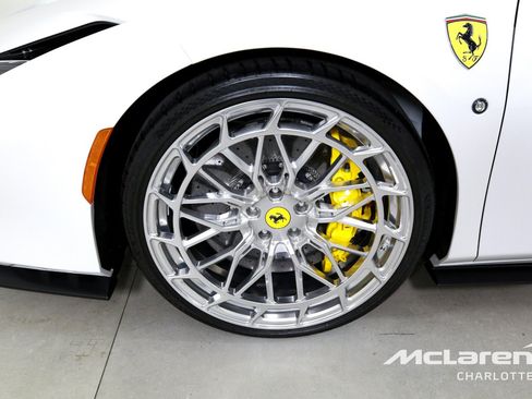 Used 2023 Ferrari F8 Tributo RWD image 28