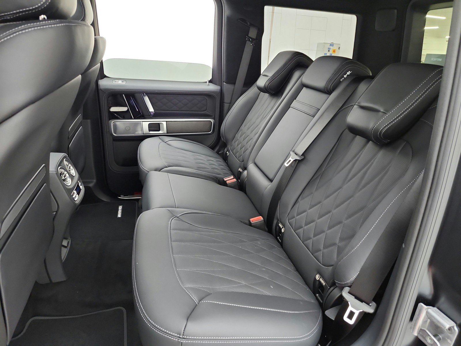 New 2027 Mercedes-Benz G 580 e image 11