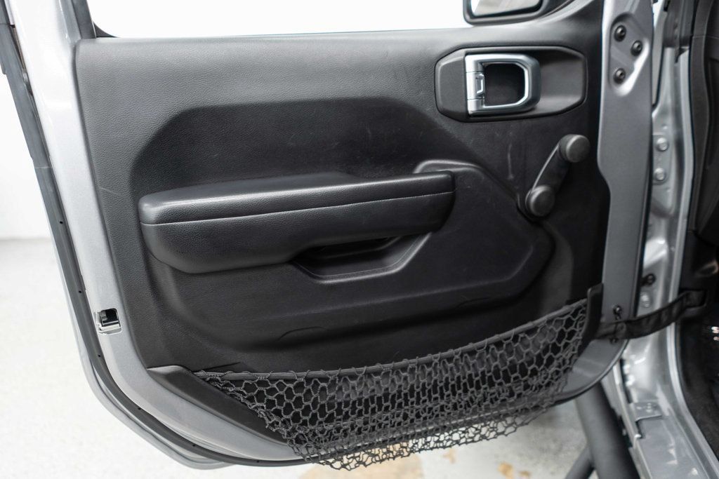 Used 2018 Jeep Wrangler Unlimited Sport AWD/4WD image 22