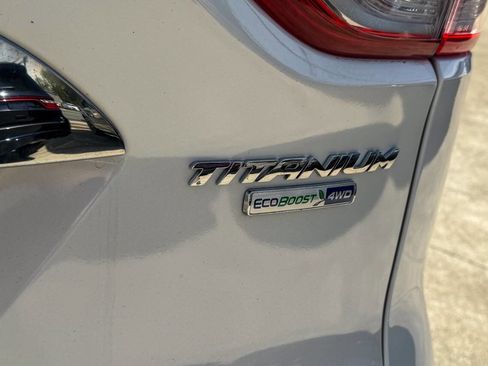 Used 2016 Ford Escape Titanium AWD/4WD image 15
