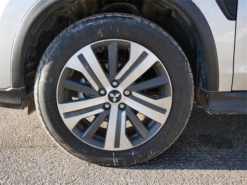 Used 2024 Mitsubishi Outlander Sport ES image 9