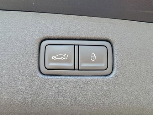 Used 2023 Genesis GV70 3.5T Sport w/ Sport Prestige Package image 29