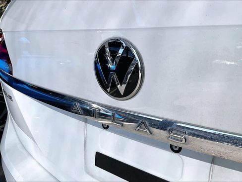 Used 2021 Volkswagen Atlas SEL Premium w/ MDO Package (Bench Seat) image 33