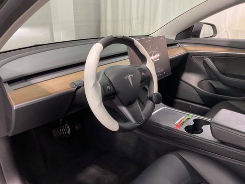 Used 2022 Tesla Model 3 Long Range image 19