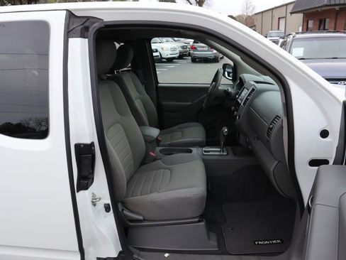 Used 2019 Nissan Frontier S RWD image 15