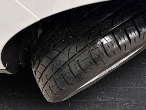 Used 2024 Ford Edge SEL image 33