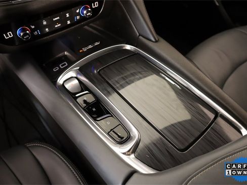 Used 2023 Buick Enclave Premium image 9