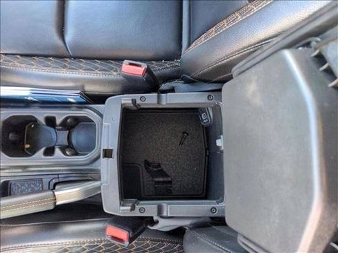 Used 2021 Jeep Gladiator Overland image 22