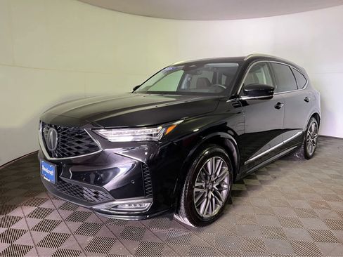 Used 2025 Acura MDX SH-AWD w/ Advance Package image 3