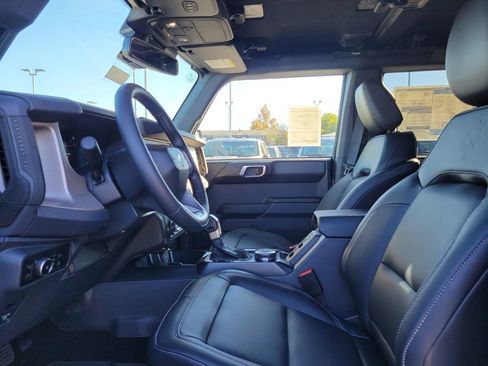 New 2025 Ford Bronco Outer Banks image 17