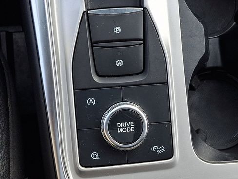 Used 2021 Ford Explorer Limited w/ Equipment Group 301A image 28