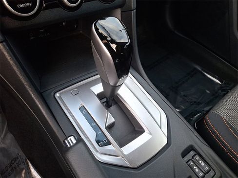 Used 2023 Subaru Crosstrek 2.0i Premium image 13