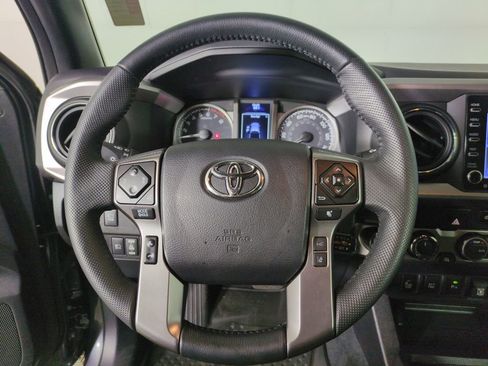 Used 2023 Toyota Tacoma Limited image 14