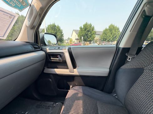 Used 2010 Toyota 4Runner SR5 AWD/4WD image 16