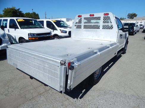 Used 2019 Ford F250 XL RWD image 14