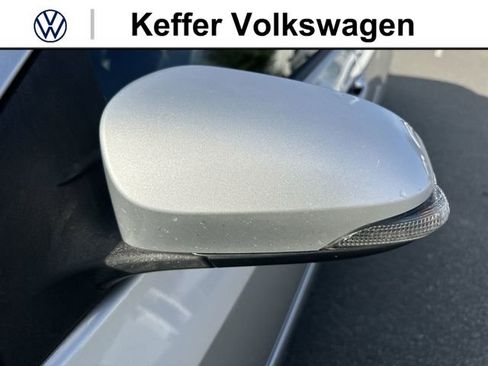 Used 2015 Toyota Corolla S w/ Driver Convenience Package FWD image 10